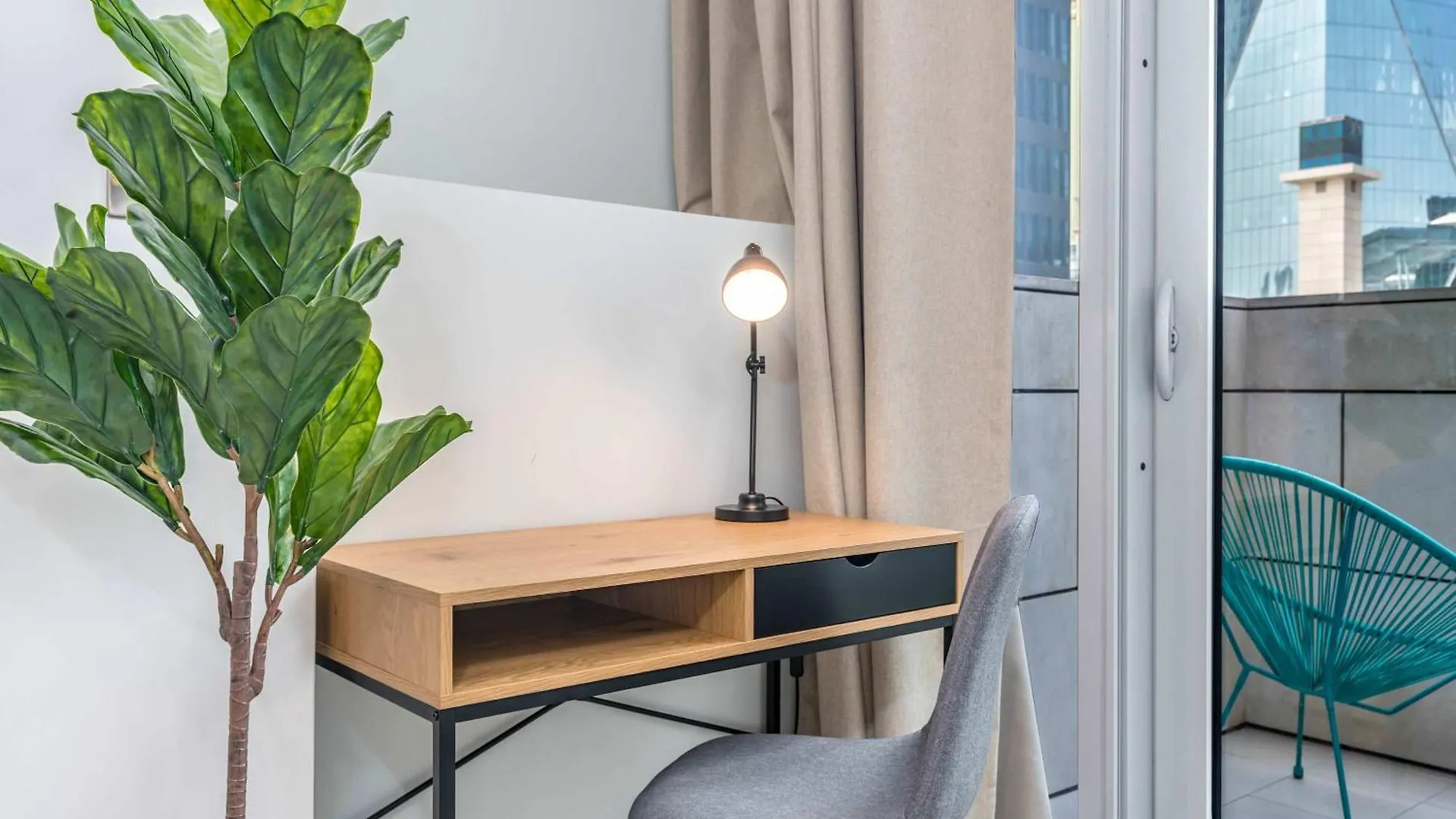 Silkhaus Newly Furnished Studio Facing Difc With Pool And Gym Access Dubai 0*,  United Arab Emirates