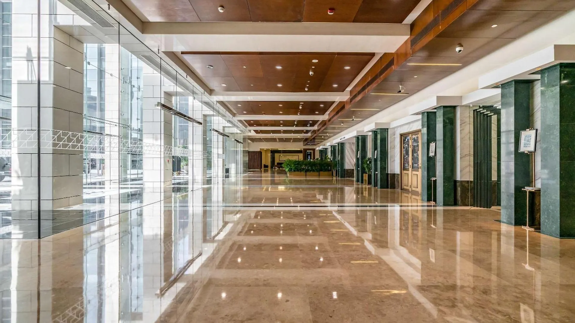 Silkhaus Newly Furnished Studio Facing Difc With Pool And Gym Access Dubai 0*,