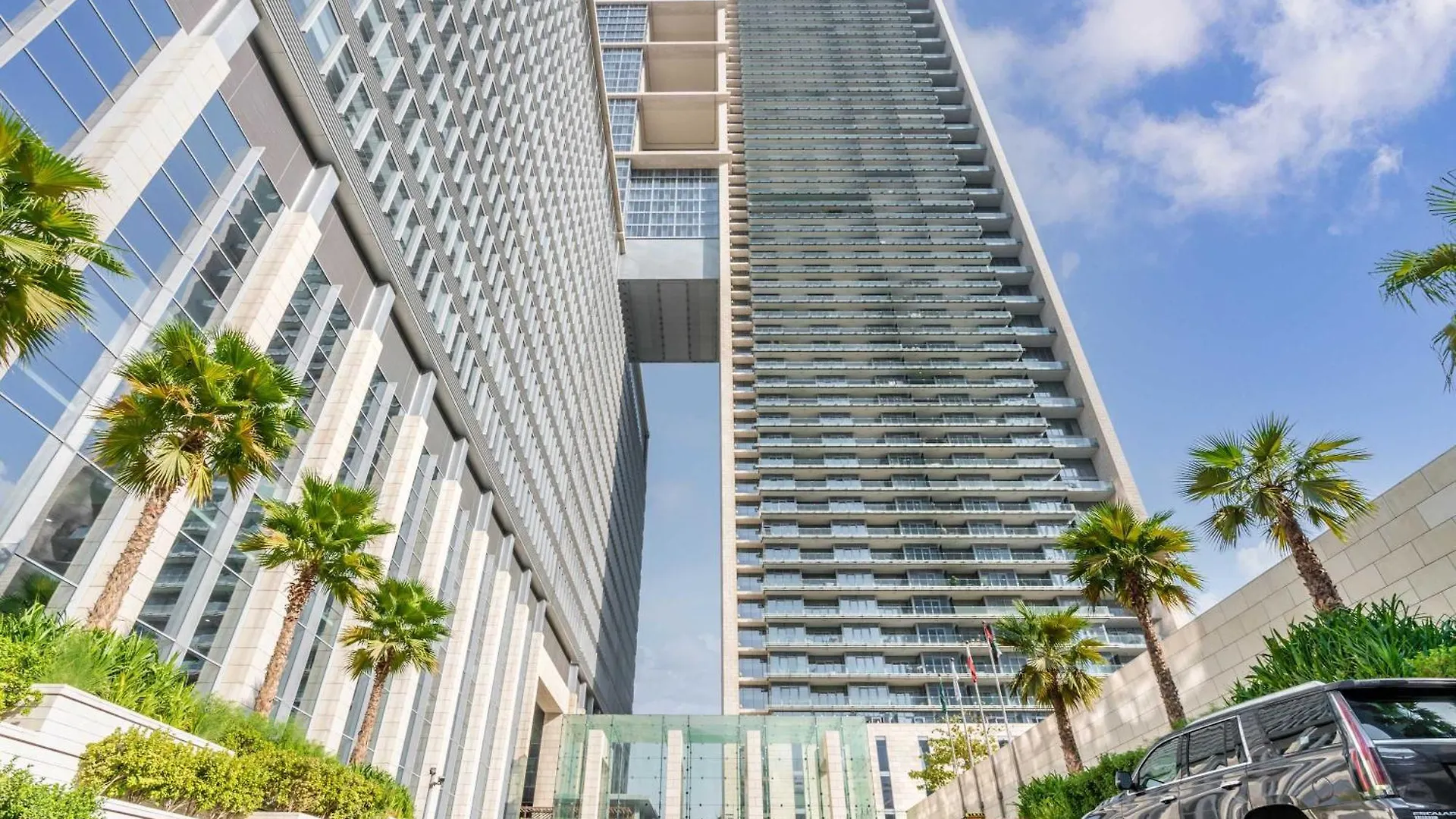 Silkhaus Newly Furnished Studio Facing Difc With Pool And Gym Access Dubai Apartment