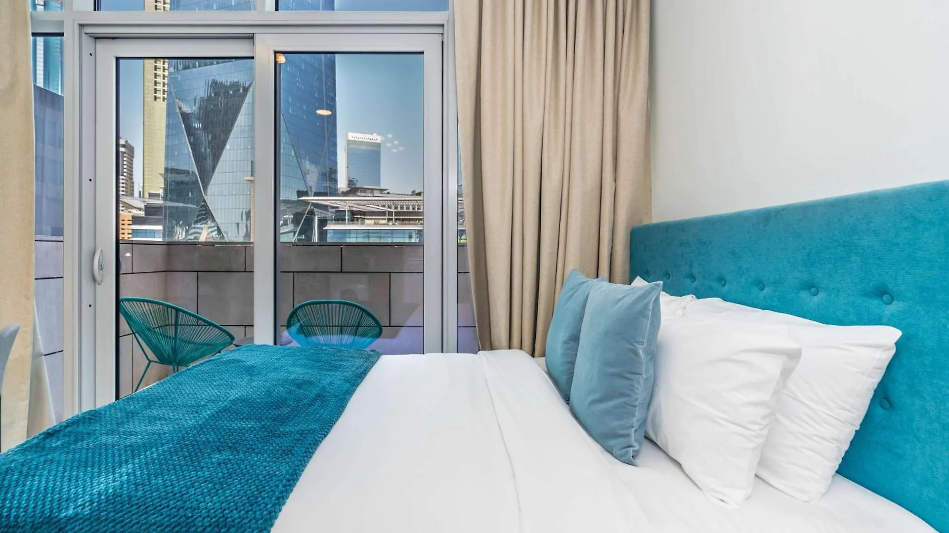 Silkhaus Newly Furnished Studio Facing Difc With Pool And Gym Access Dubai
